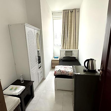 Corniche Street - Superb Lovely Room Abu Dhabi Buitenkant foto