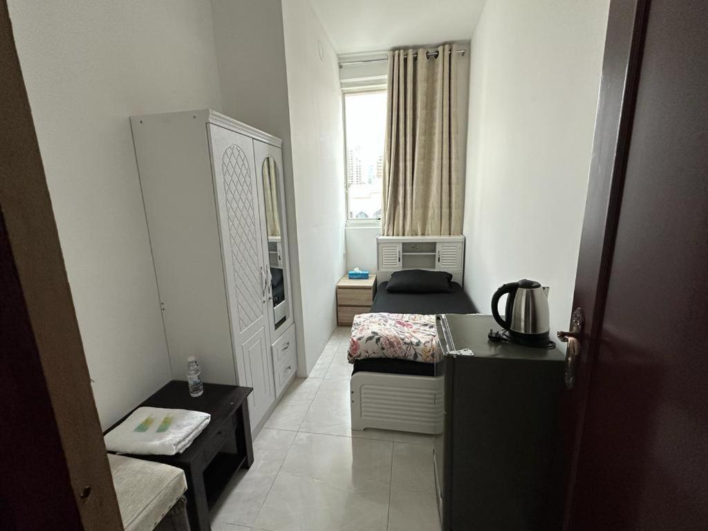Corniche Street - Superb Lovely Room Abu Dhabi Buitenkant foto